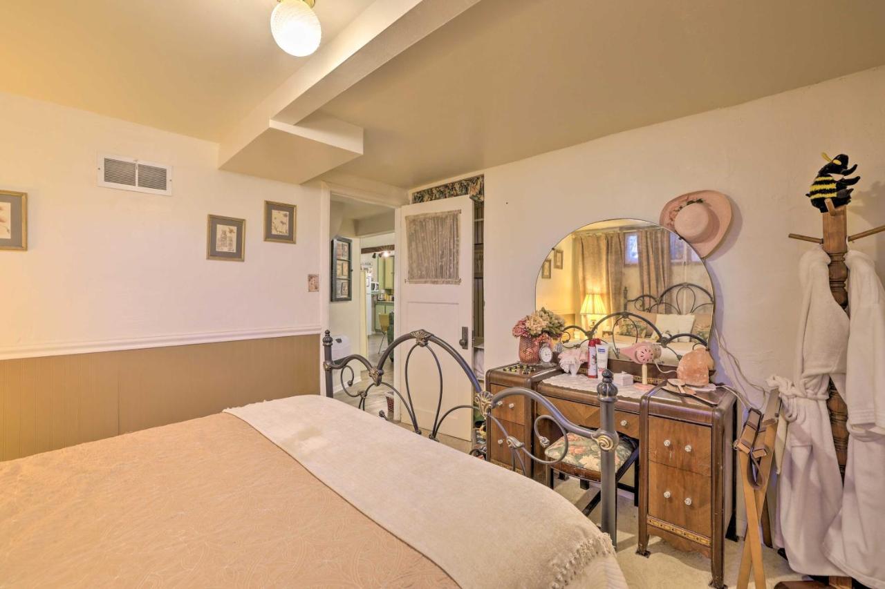 Cozy And Vintage Cedar City Apartment With Fire Pit! Exterior photo