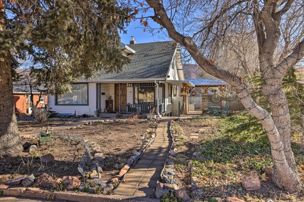 Cozy And Vintage Cedar City Apartment With Fire Pit! Exterior photo